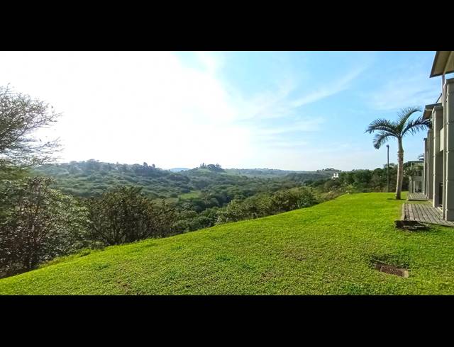 2 BEDROOM APARTMENT FOR SALE IN PALM LAKES ESTATE